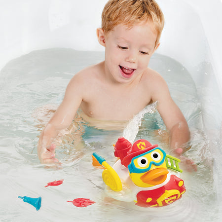 OSIAOIUDOA Baby Bath Toys , Light Up Pool Bathtub Toy Boat with